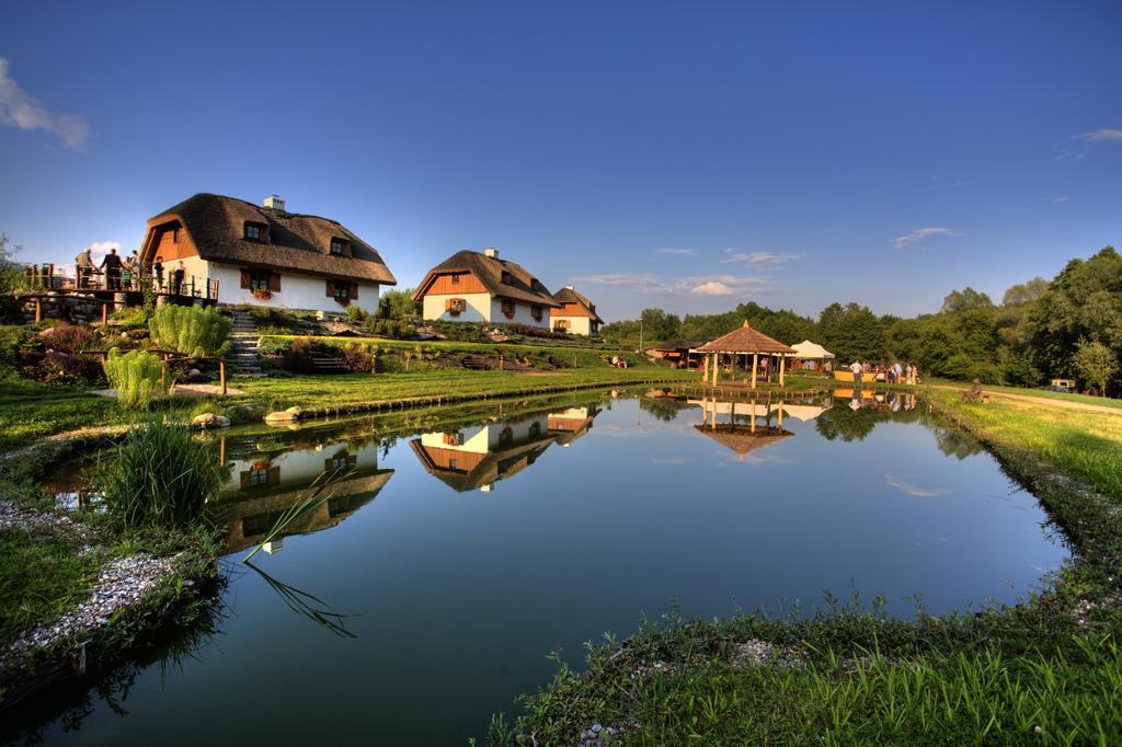 Hotel Osada Karbowko Wellness & Spa Elgiszewo  Buitenkant foto